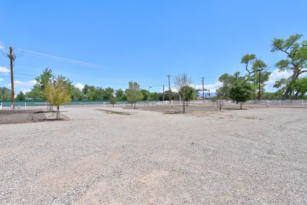 4401 Isleta Boulevard Sw, Albuquerque, NM 87105