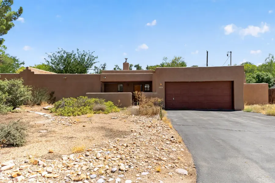 312 Horton Lane Nw, Albuquerque, NM 87114 - #3