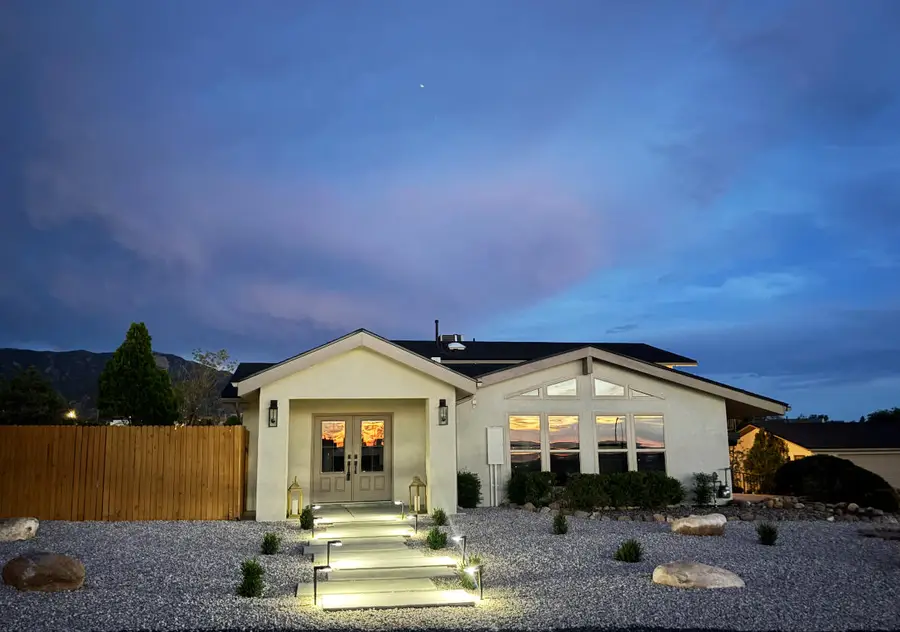12300 Palomas Avenue Ne, Albuquerque, NM 87122 - #2
