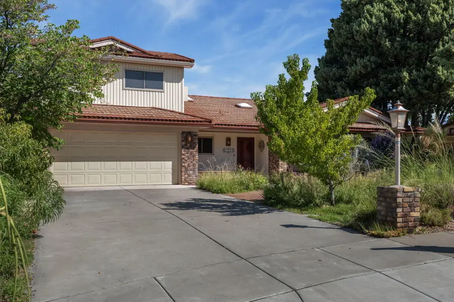 3929 Doroteo Place Ne, Albuquerque, NM 87111 - #3