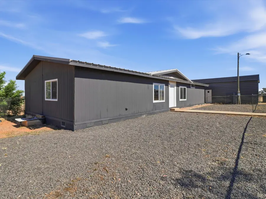 24 Griffin Road, Moriarty, NM 87035 - #3