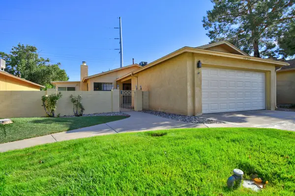 10709 Clyburn Park Drive Ne, Albuquerque, NM 87123