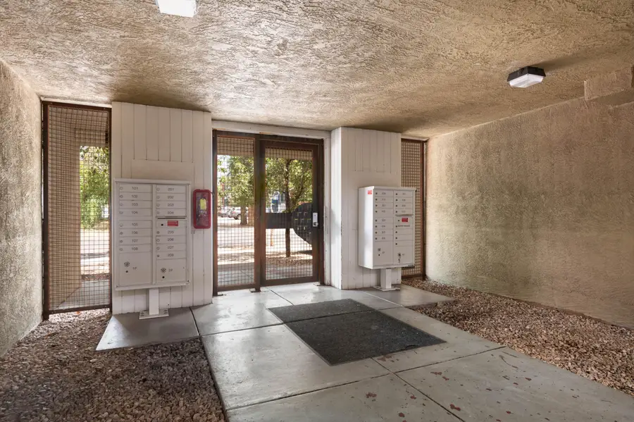 802 Gold Avenue Sw, Albuquerque, NM 87102 - #3