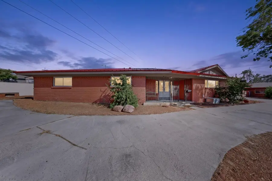 8316 Dellwood Road Ne, Albuquerque, NM 87110 - #2