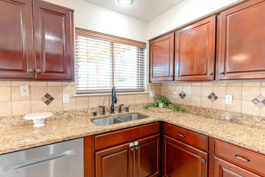 6808 Astair Avenue Nw, Albuquerque, NM 87120 - #2