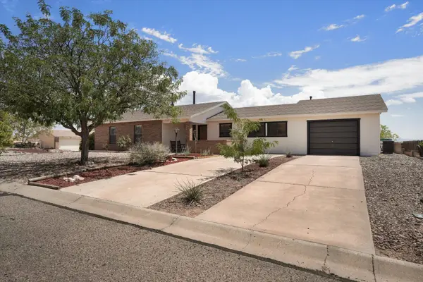 4980 Zirconia Drive Ne, Rio Rancho, NM 87124
