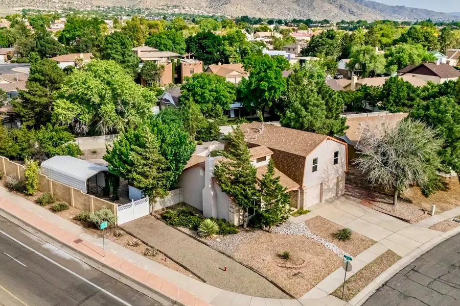 5612 Chelwood Park Boulevard Ne, Albuquerque, NM 87111 - #2