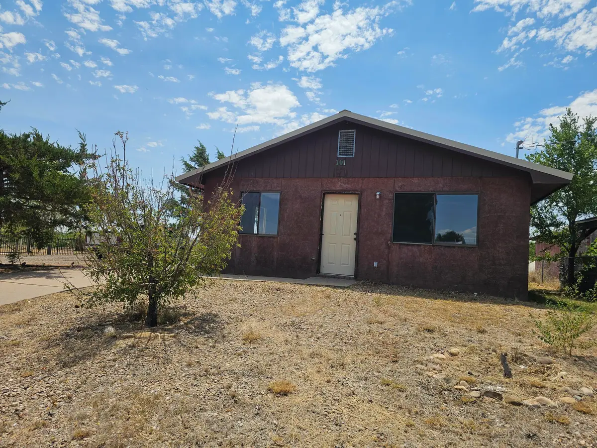 101 Black Street, Santa Rosa, NM 88435 - #1