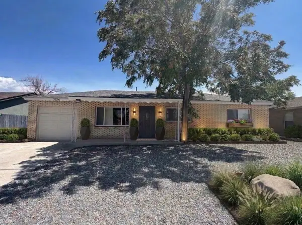 3624 Cherokee Road Ne, Albuquerque, NM 87110