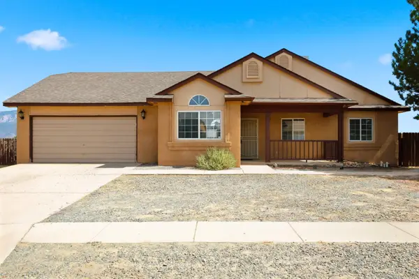 4017 Montreal Loop Ne, Rio Rancho, NM 87144