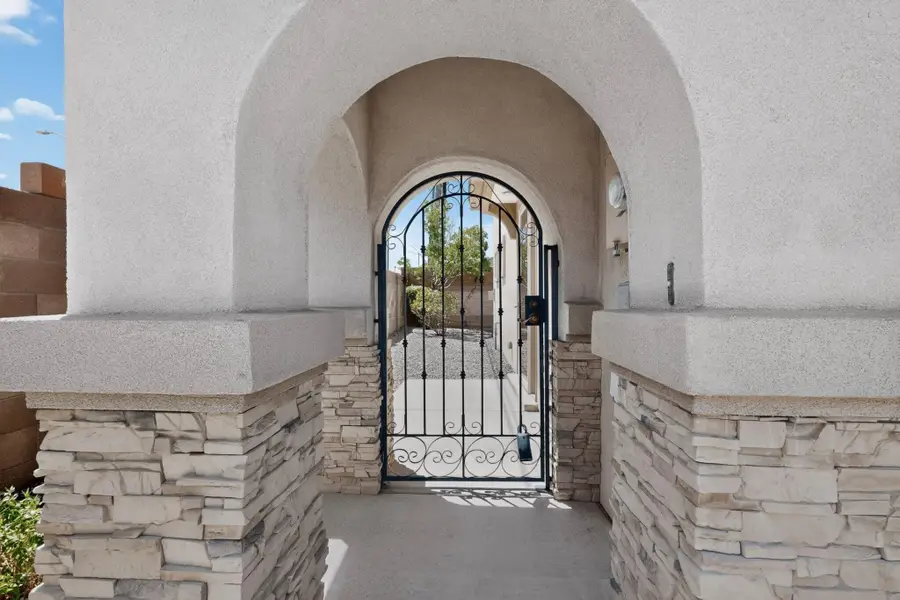 12536 Woodland Avenue Ne, Albuquerque, NM 87112 - #2