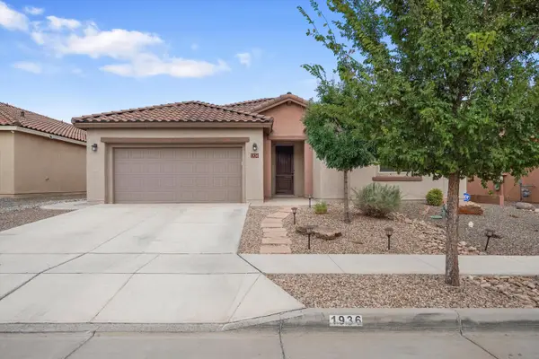 1936 Redondo Peak Drive Nw, Albuquerque, NM 87120