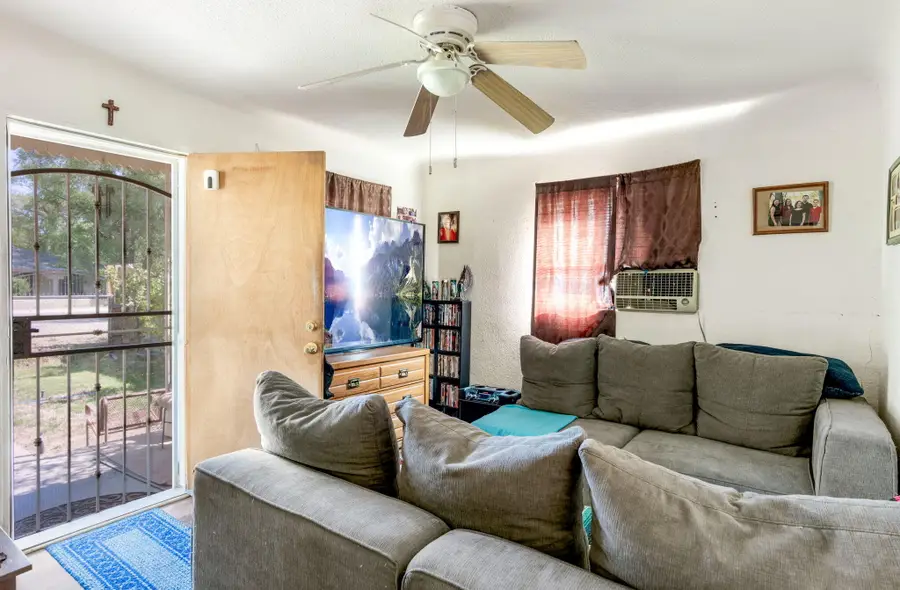 2706/2710 Granada Road Sw, Albuquerque, NM 87105 - #3