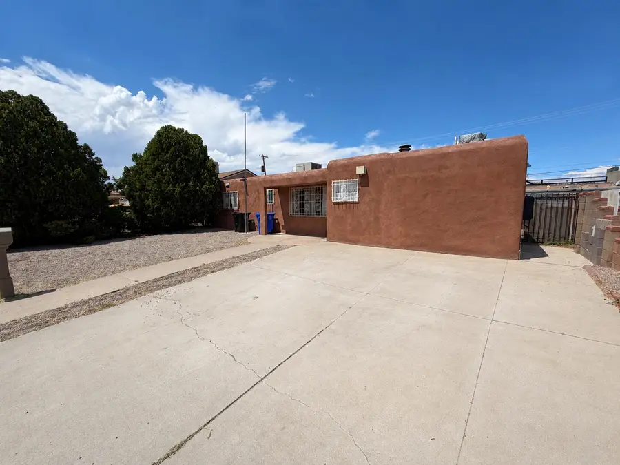3213 Ortiz Drive Ne, Albuquerque, NM 87110 - #2