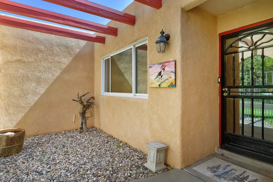 612 Green Valley Drive Se, Albuquerque, NM 87123 - #2