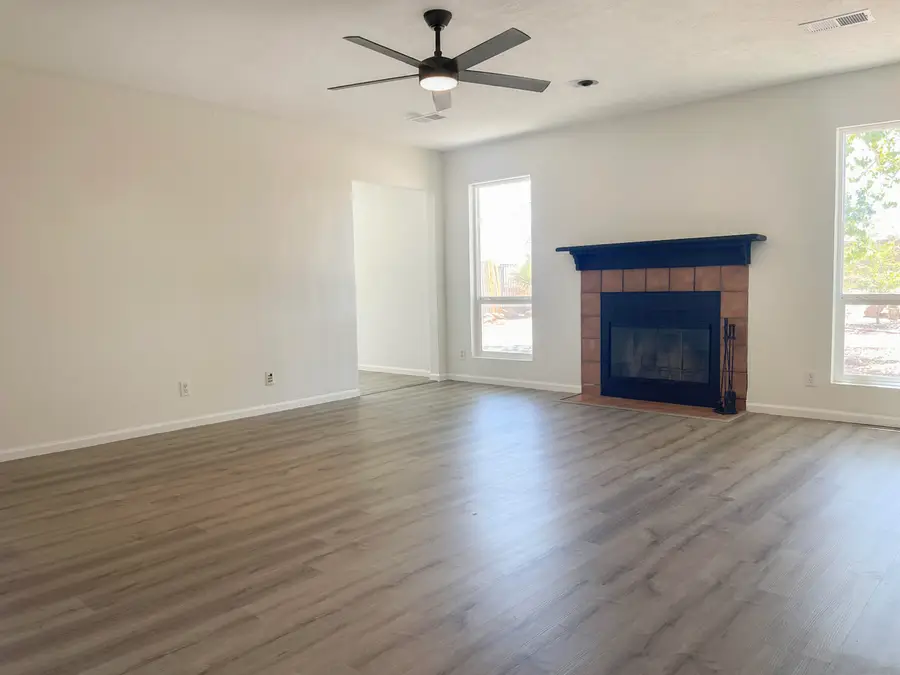 748 Saratoga Drive Ne, Rio Rancho, NM 87124 - #3