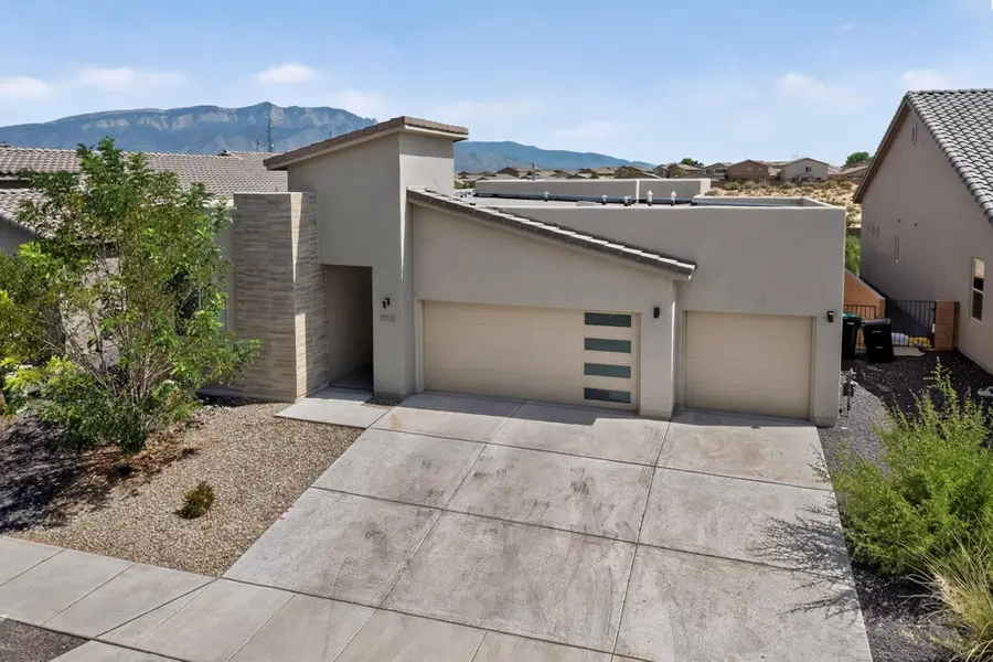 3932 Kodiak Road Ne, Rio Rancho, NM 87144 - #3