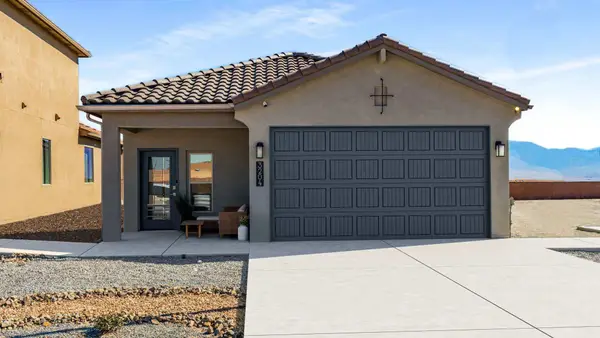 1436 Calle Breve Street Nw, Los Lunas, NM 87031