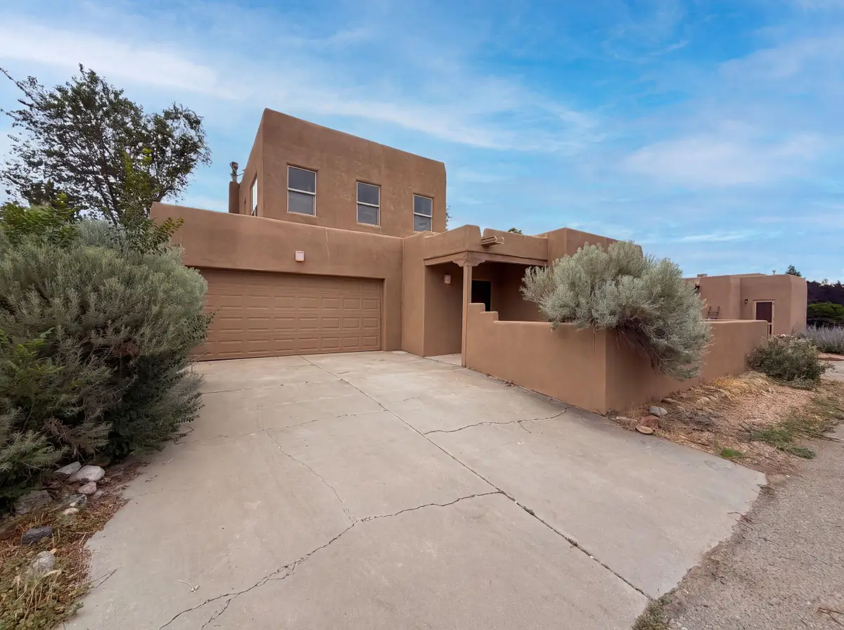 6605 Camino Rojo, Santa Fe, NM 87507 - #1