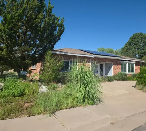 4138 Coe Drive Ne, Albuquerque, NM 87110