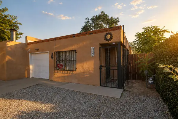 6035 Staubach Avenue Nw, Albuquerque, NM 87120