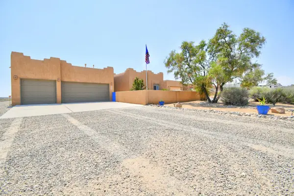 1714 17th Avenue Se, Rio Rancho, NM 87124