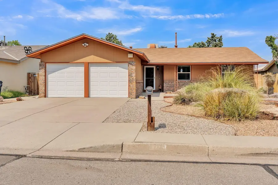 2445 Algodones Street Ne, Albuquerque, NM 87112 - #2