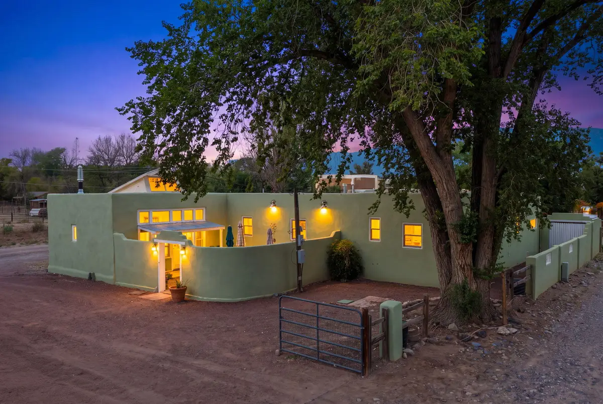 125 Walden Road, Corrales, NM 87048 - #1