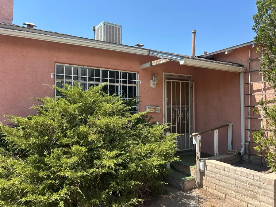 4505 3rd Street Nw, Albuquerque, NM 87107 - #2