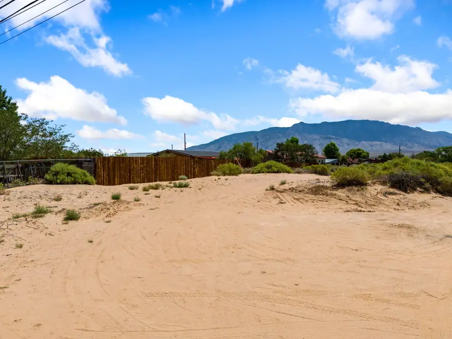 120 Barnard Road, Corrales, NM 87048 - #2