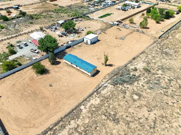 1 La Sierra Lane, Los Lunas, NM 87031