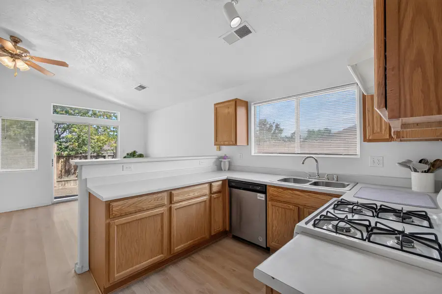 632 Saddle Blanket Trail Sw, Albuquerque, NM 87121 - #3