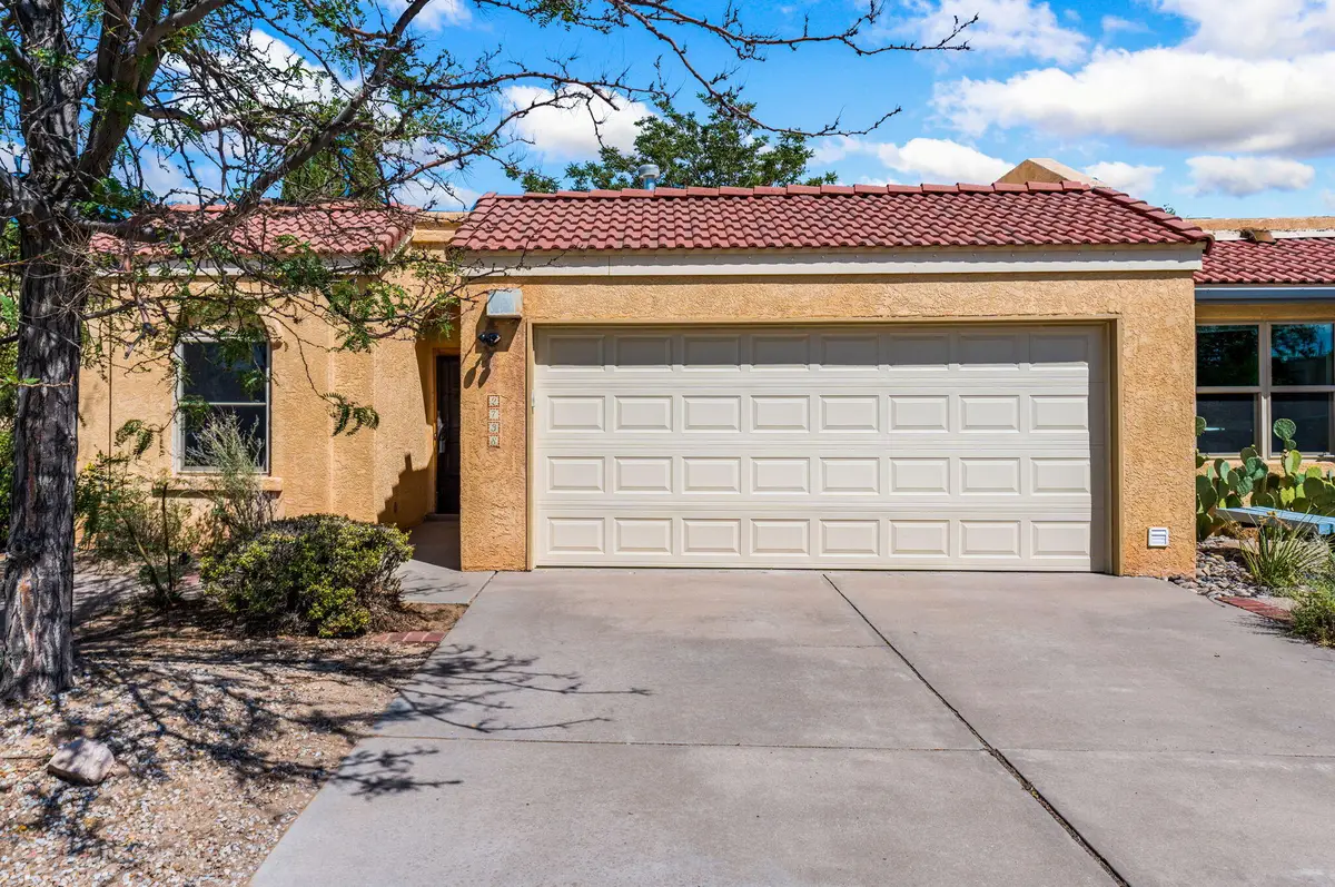 2738 El Tesoro Escondido Nw, Albuquerque, NM 87120 - #1