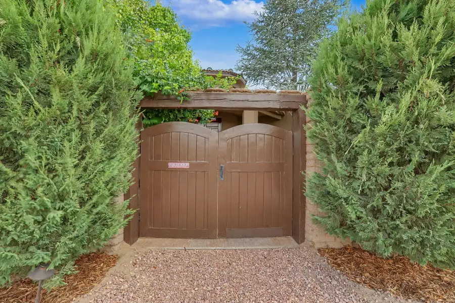 178 Loma Del Oro, Corrales, NM 87048 - #3