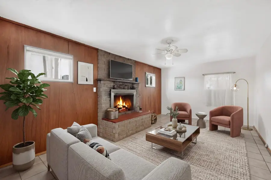 1009 Dakota Street Ne, Albuquerque, NM 87110 - #3