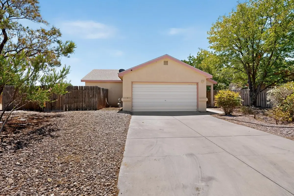 18 Timothy Court, Los Lunas, NM 87031 - #1