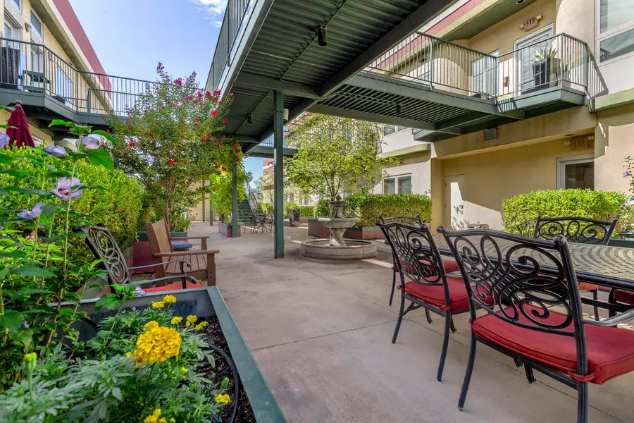 110 Richmond Drive Se #UNIT 204, Albuquerque, NM 87106 - #3