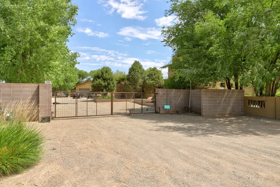 119 Rail Car Road, Corrales, NM 87048 - #3