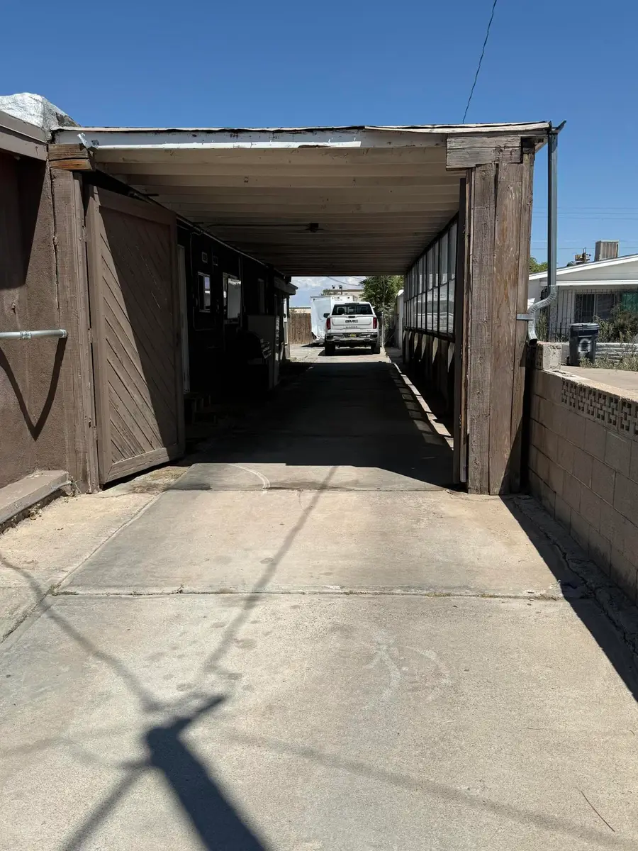 109 La Plata Road Nw, Albuquerque, NM 87107 - #2