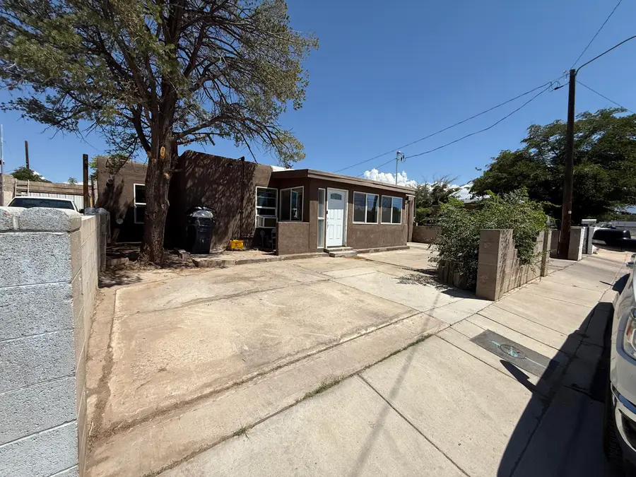 109 La Plata Road Nw, Albuquerque, NM 87107 - #3