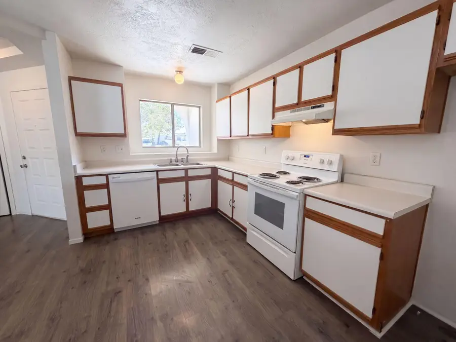 1610 Perma Drive Ne, Rio Rancho, NM 87144 - #2
