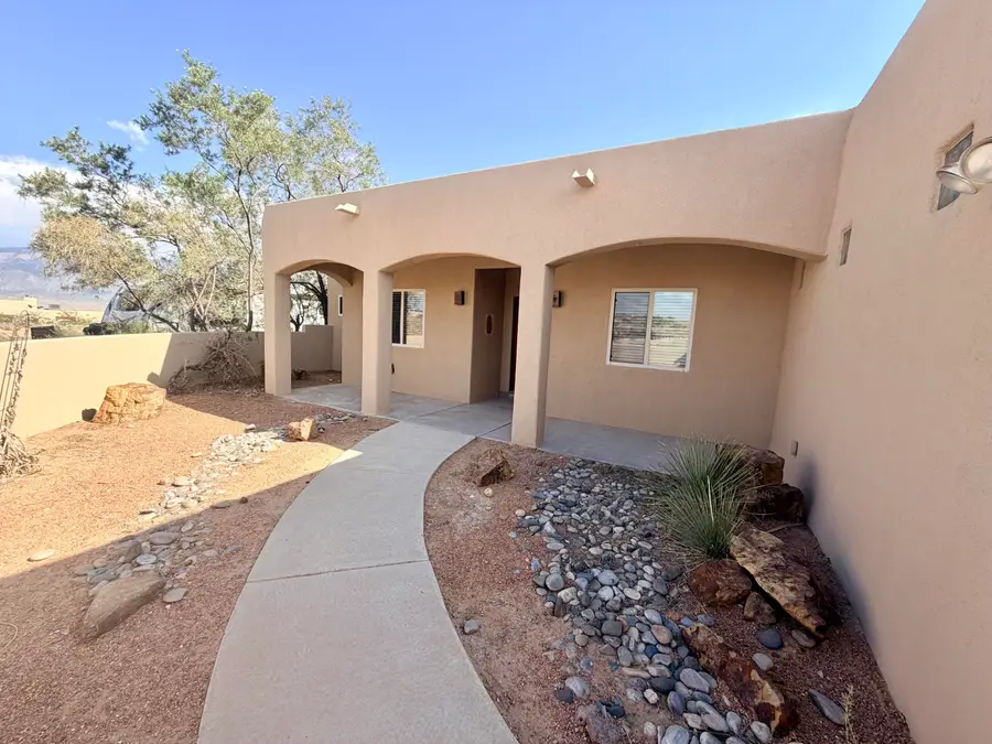 6122 La Paz Road Ne, Rio Rancho, NM 87144 - #3