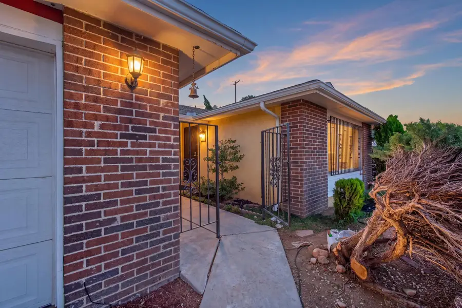 12656 Indian Place Ne, Albuquerque, NM 87112 - #2