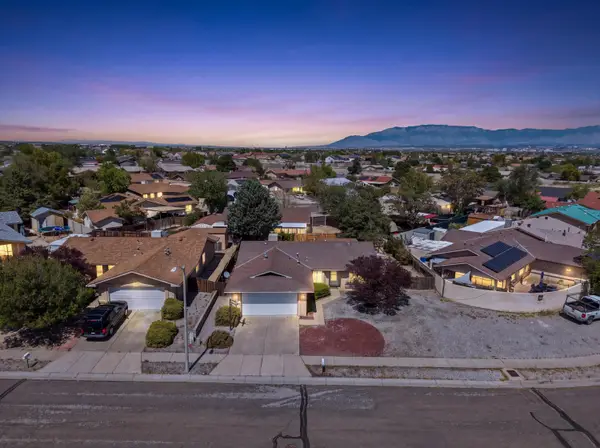 9101 Suncrest Avenue Sw, Albuquerque, NM 87121