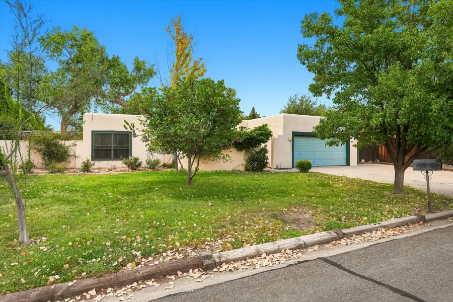 3219 La Mancha Drive Nw, Albuquerque, NM 87104 - #3