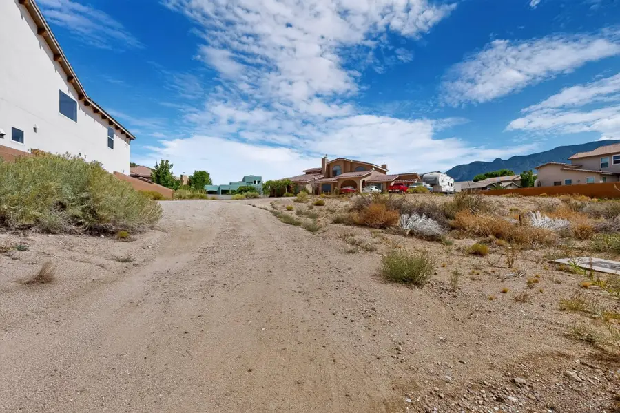 9150 Carmel Avenue Ne, Albuquerque, NM 87122 - #2