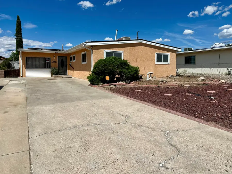 4505 Palo Duro Avenue Ne, Albuquerque, NM 87110 - #2