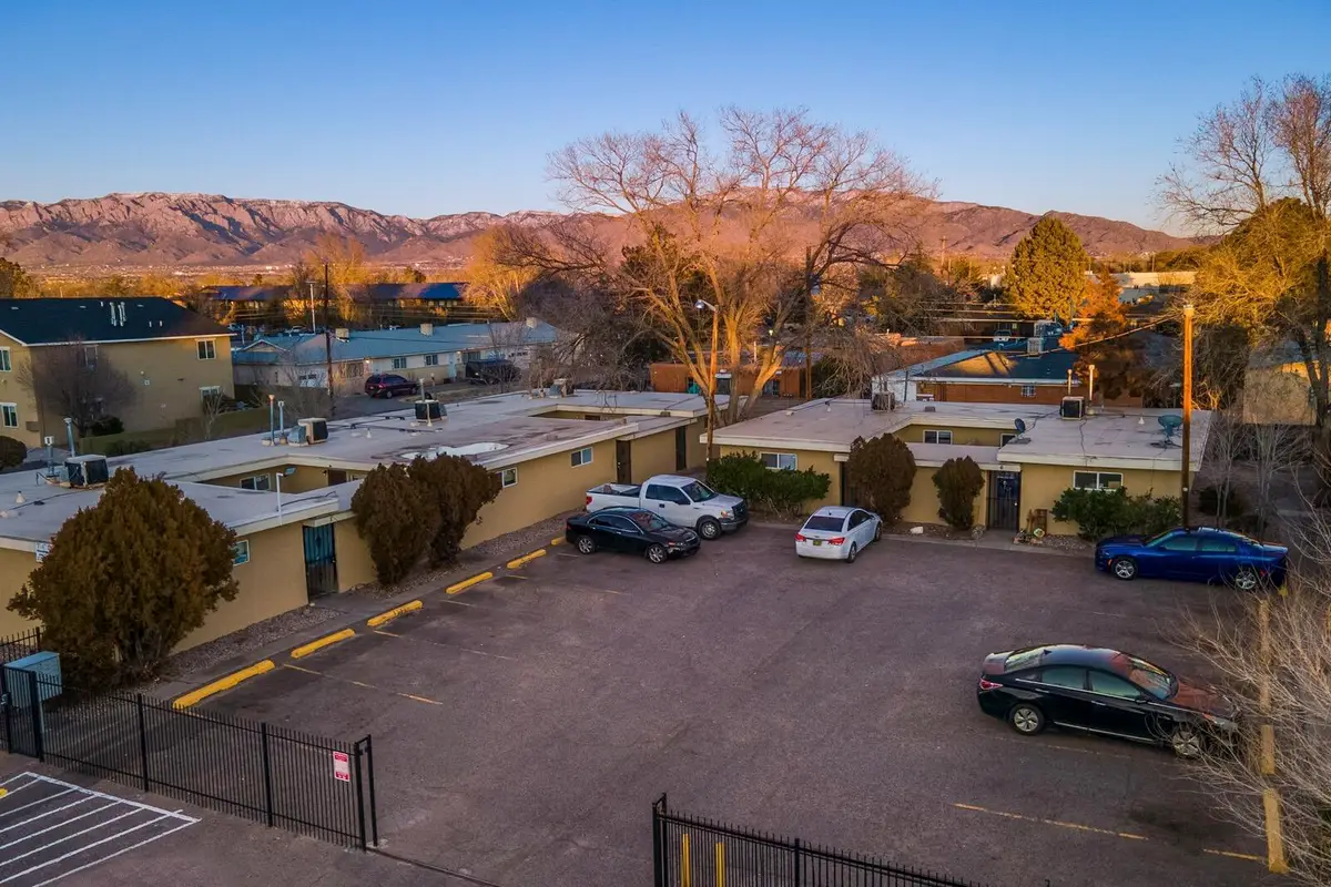 1104 Palomas Drive Se, Albuquerque, NM 87108 - #1
