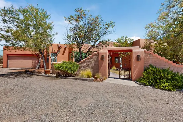 105 Keira Court, Corrales, NM 87048