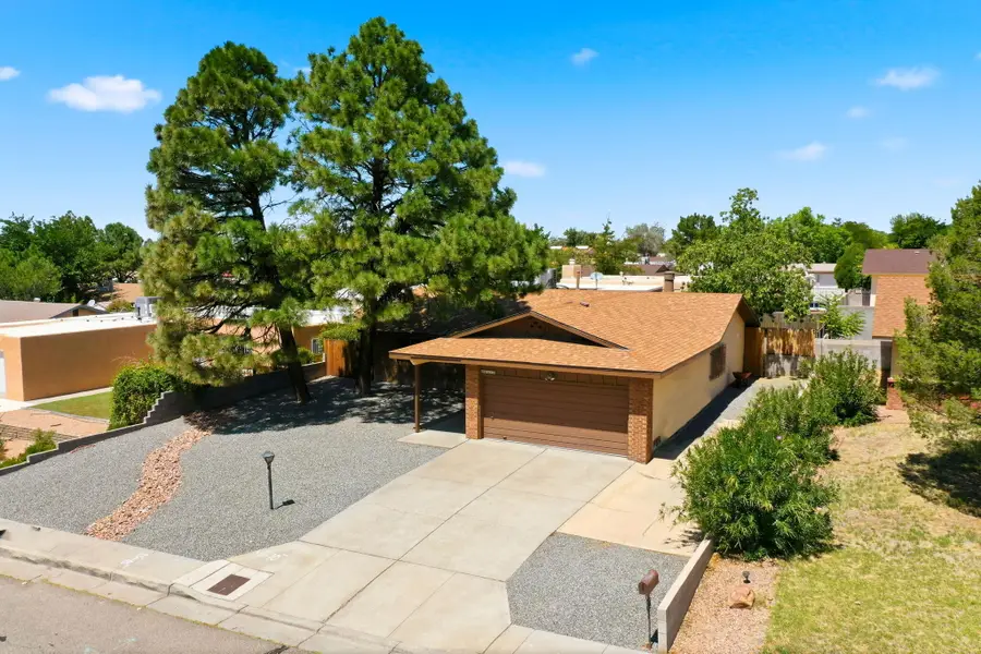 6413 Colleen Avenue Ne, Albuquerque, NM 87109 - #2